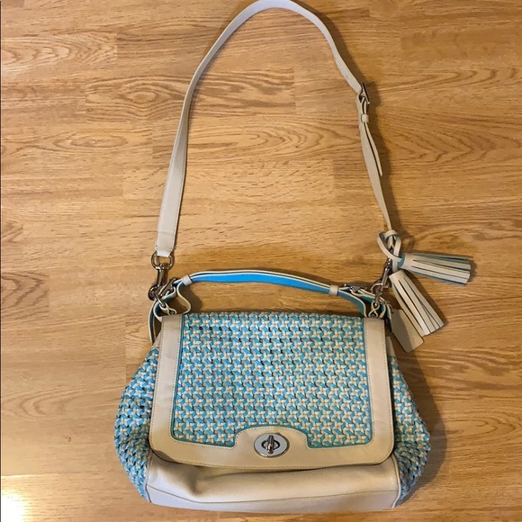 Leather Coach shoulder handbag and crossbody. - Picture 2 of 8